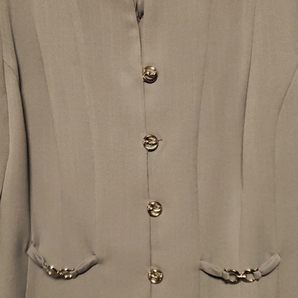 Kari's Korner 2-piece Pantsuit - Picture 2 of 5